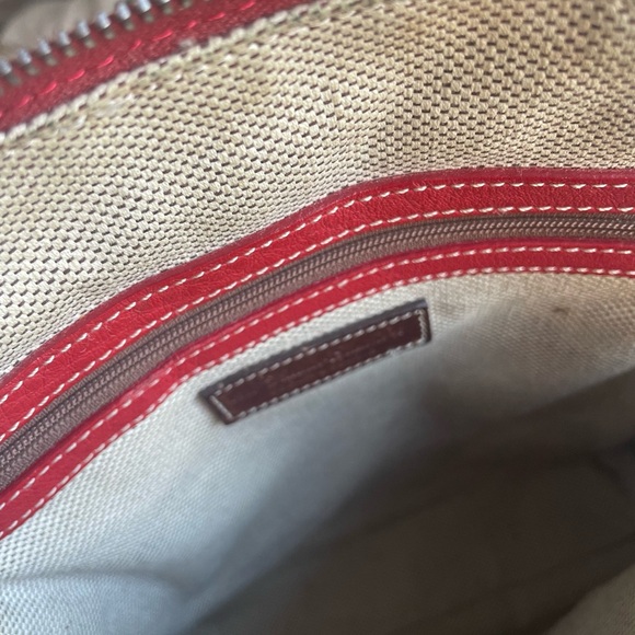 Genuine Vintage Dooney & Bourke Red Leather Pebbled Classic Zip Backpack - Picture 8 of 9